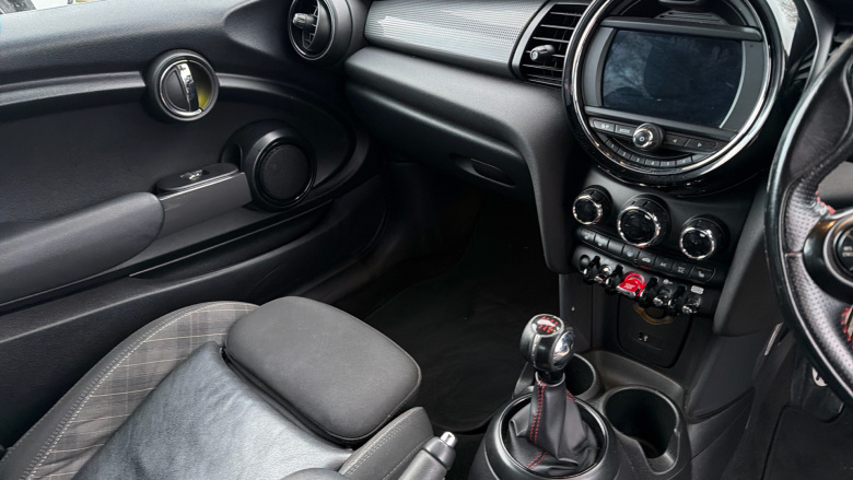 MINI Hatchback 1.5 Cooper Sport II 3dr Petrol Hatchback